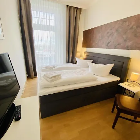 Apartment Doppelzimmer Tresen, Direkt Am Alten Strom Rostock